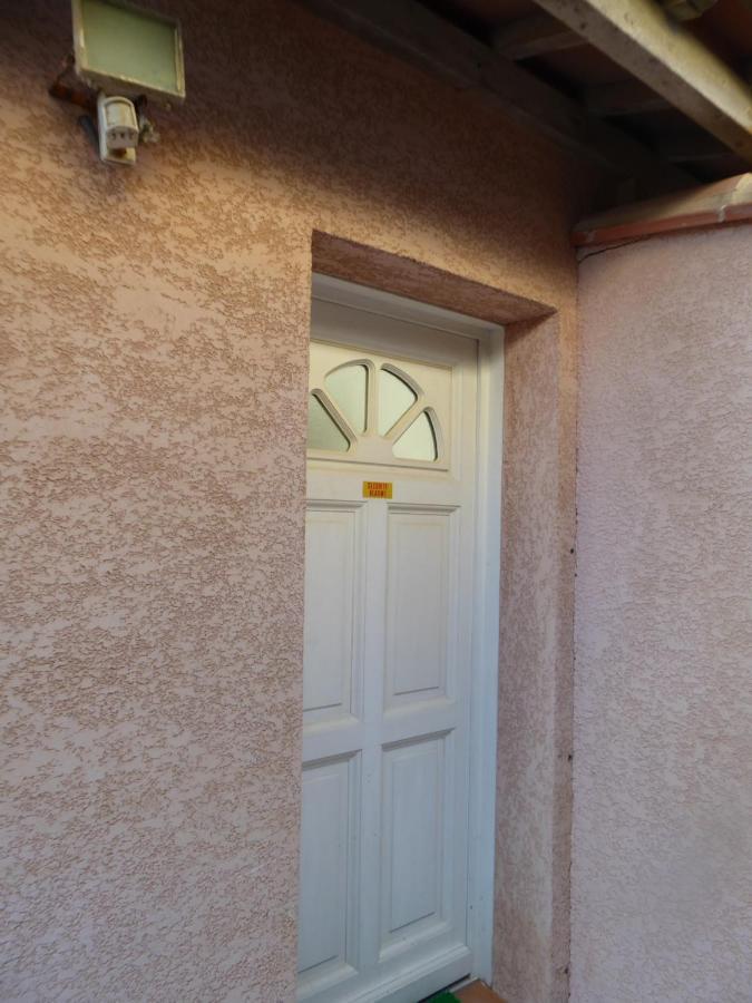 Les 2 Dauphins Apartment Le Barcares Bagian luar foto