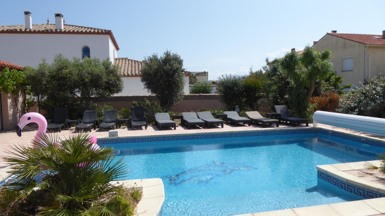 Les 2 Dauphins Apartment Le Barcares Bagian luar foto