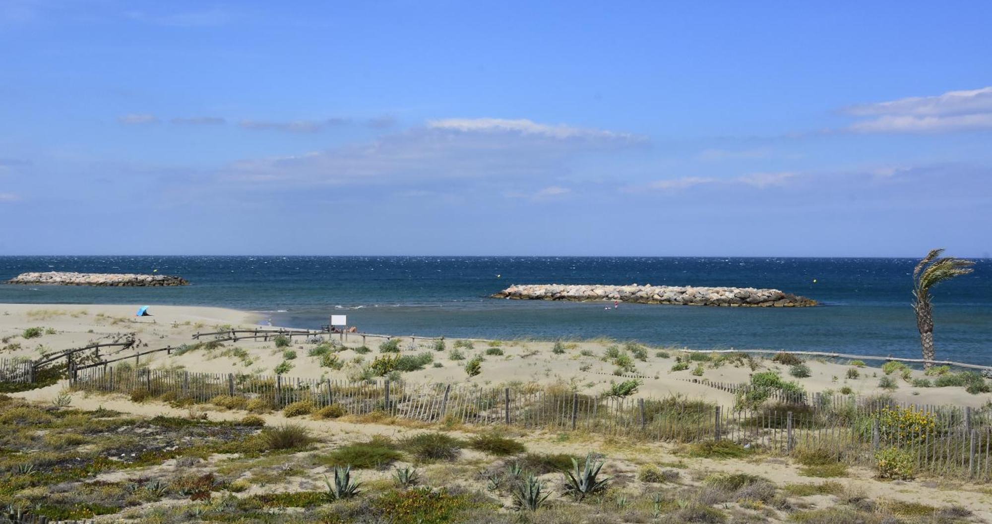 Les 2 Dauphins Apartment Le Barcares Bagian luar foto